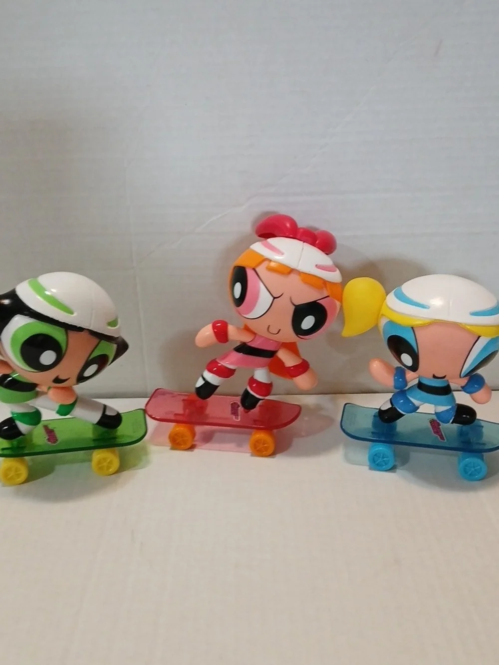 Skateboard Toy Trio – Blossom Bubbles  Buttercup POWERPUFF GIRLS Playset Vintage